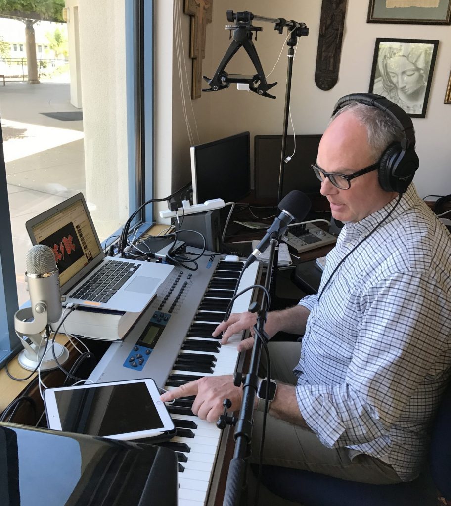 Bill Clemmons teaching music classes online.